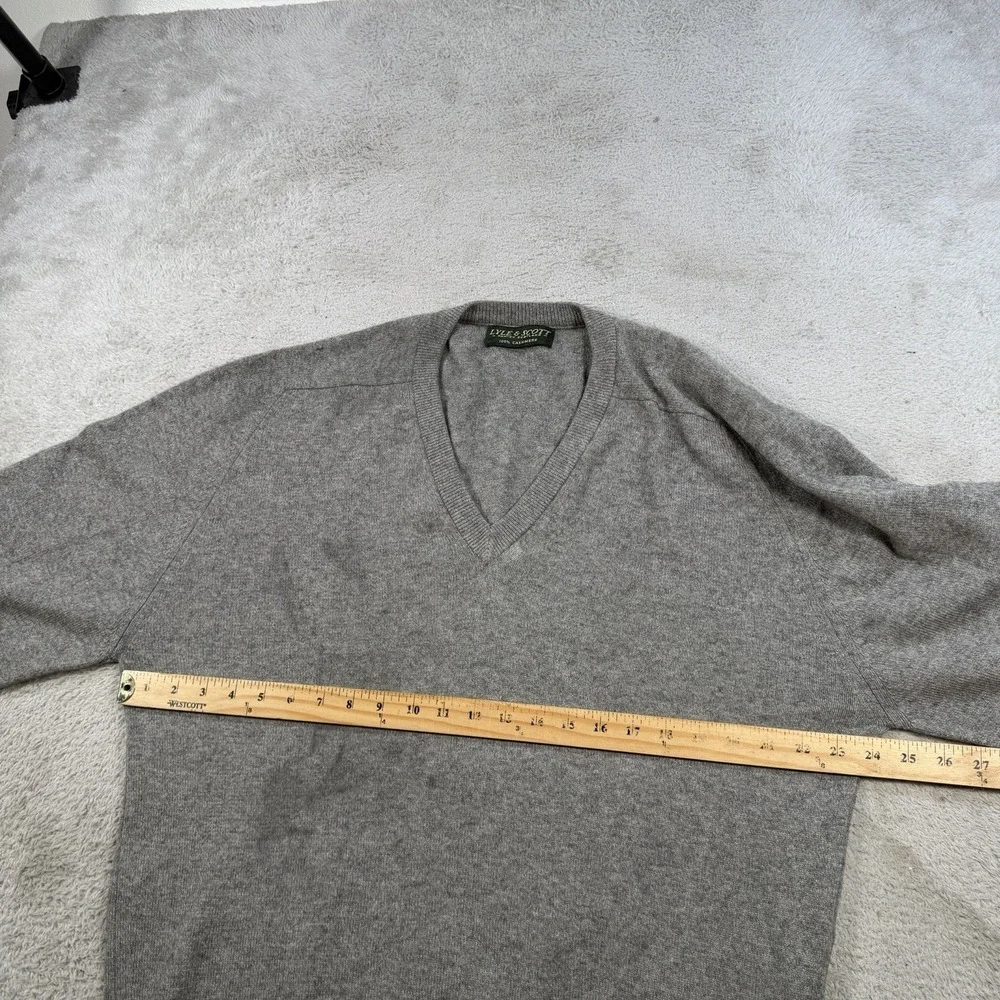 Lyle & Scott Sweater Mens XL Grey 100% Cashmere V-Neck Scotland Pullover Soft